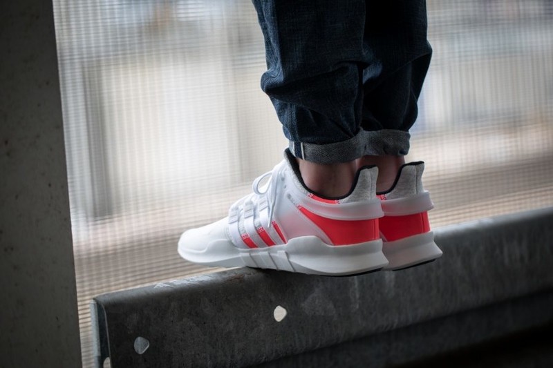 Eqt support adv white red hotsell